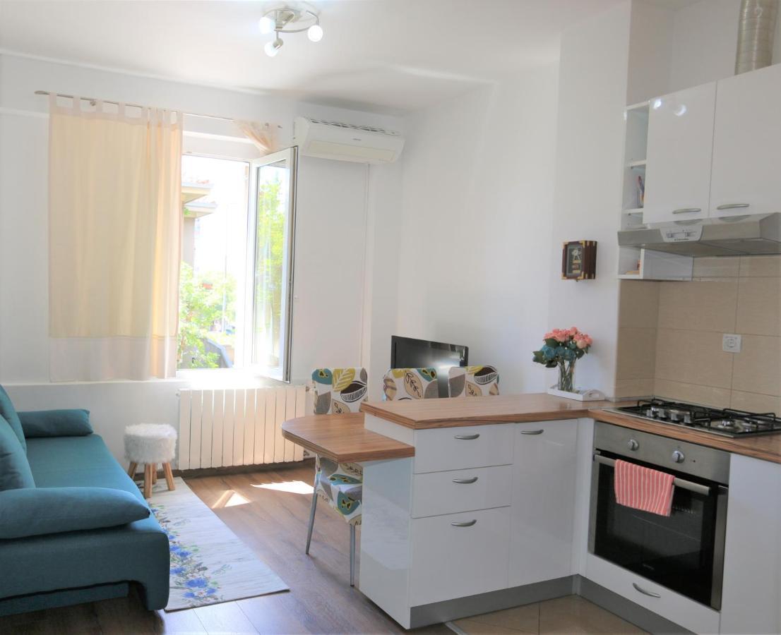 Apartment Krimeja Rijeka Buitenkant foto